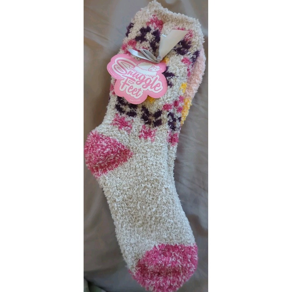 Snuggle Feet 2‎ Pair Multicolored Fuzzy Socks Women's 9-11 New